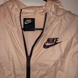 NIKE WINDBREAKER